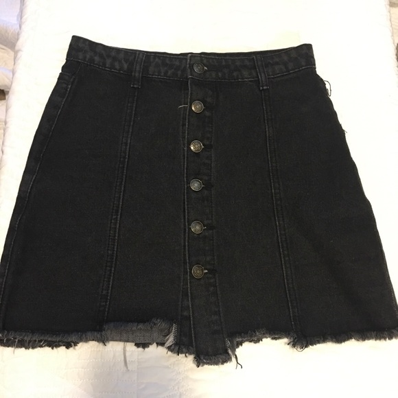 Sadie & Sage Dresses & Skirts - Black jean skirt